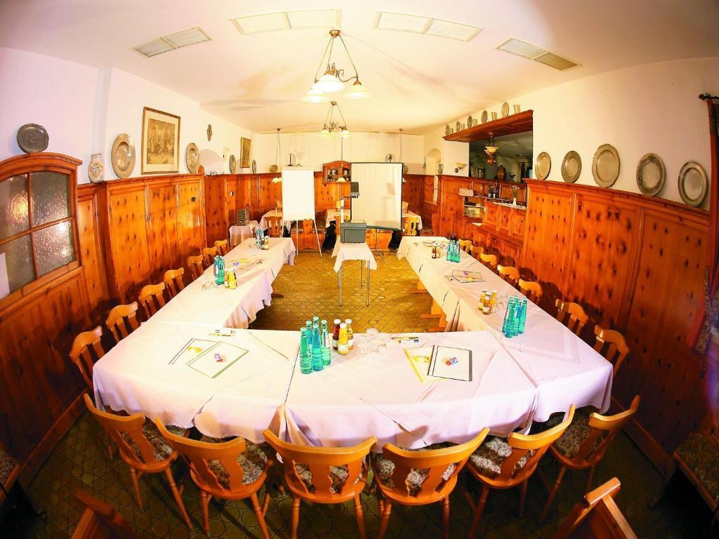 Gasthof Alter Wirt Bernau am Chiemsee Exterior photo